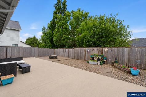 393 NW Denton Avenue Dallas OR 97338