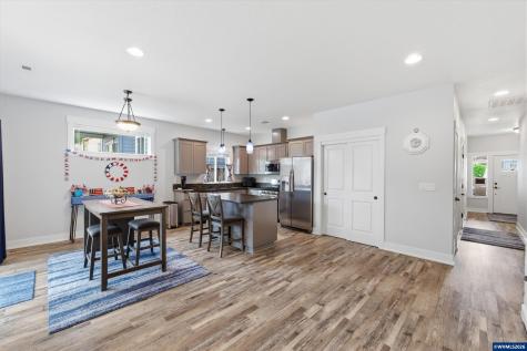 393 NW Denton Avenue Dallas OR 97338