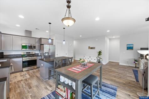 393 NW Denton Avenue Dallas OR 97338