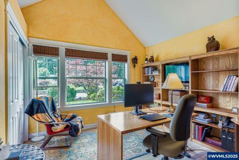 4135 NW Alder Avenue Albany OR 97321