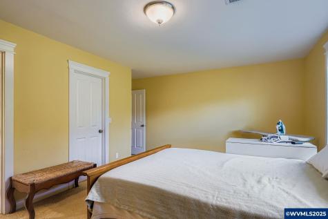 4135 NW Alder Avenue Albany OR 97321