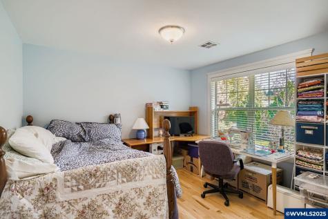 4135 NW Alder Avenue Albany OR 97321