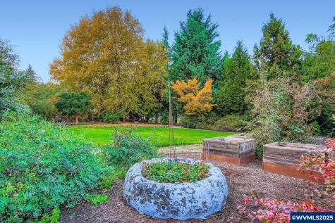 4135 NW Alder Avenue Albany OR 97321