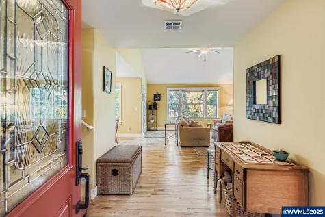 4135 NW Alder Avenue Albany OR 97321