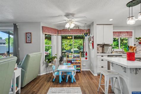 6695 Mcleod Lane NE Keizer OR 97303