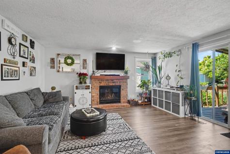 6695 Mcleod Lane NE Keizer OR 97303