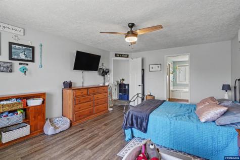 6695 Mcleod Lane NE Keizer OR 97303
