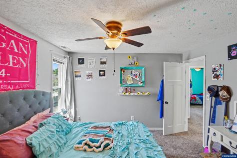 6695 Mcleod Lane NE Keizer OR 97303