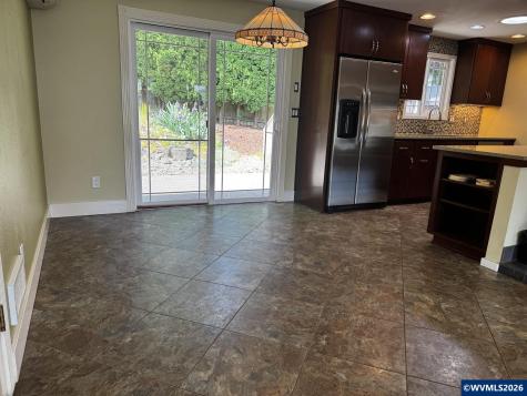 4885 7th Avenue SE Salem OR 97302