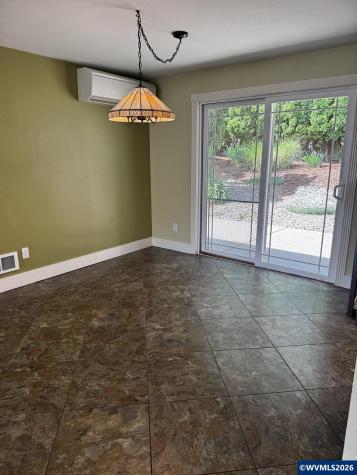 4885 7th Avenue SE Salem OR 97302