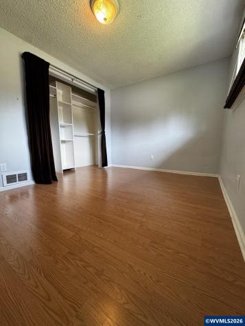 4885 7th Avenue SE Salem OR 97302