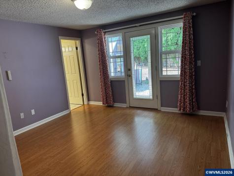 4885 7th Avenue SE Salem OR 97302