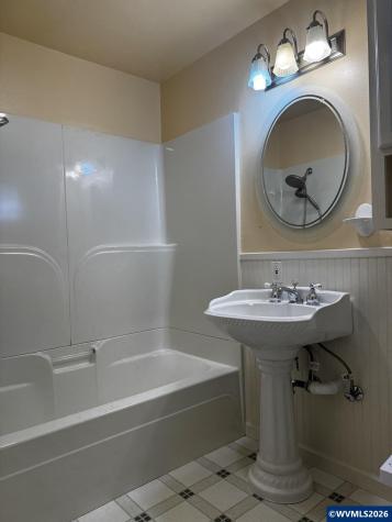 4885 7th Avenue SE Salem OR 97302