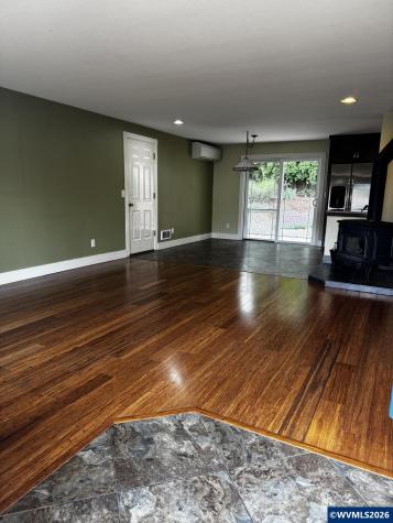 4885 7th Avenue SE Salem OR 97302