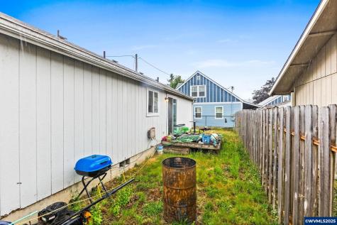 1188 18th Avenue Sweet Home OR 97386