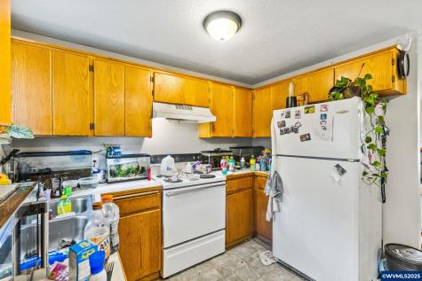 1188 18th Avenue Sweet Home OR 97386