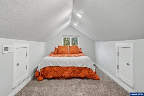 2340 SW Queen Avenue Albany OR 97321