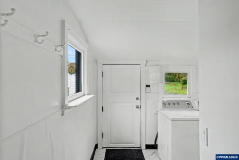 2340 SW Queen Avenue Albany OR 97321