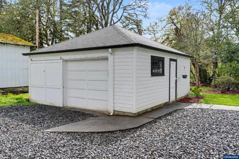 2340 SW Queen Avenue Albany OR 97321