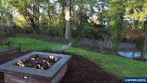 2340 SW Queen Avenue Albany OR 97321