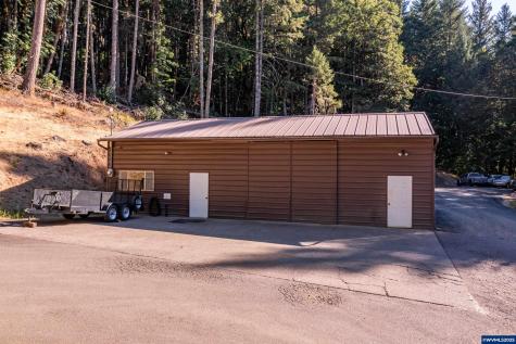23547 Woods Creek Road Philomath OR 97370