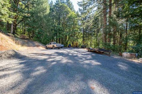 23547 Woods Creek Road Philomath OR 97370
