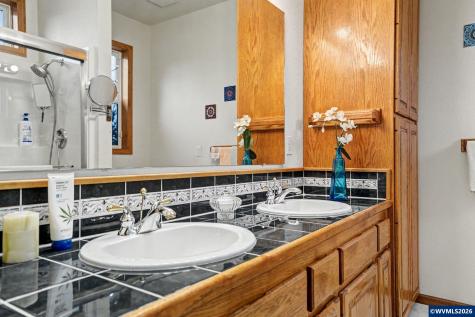 3393 NW Summerhill Place Albany OR 97321