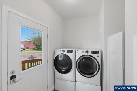 1017 N 2nd Street Jefferson OR 97352