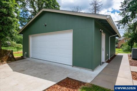 1017 N 2nd Street Jefferson OR 97352
