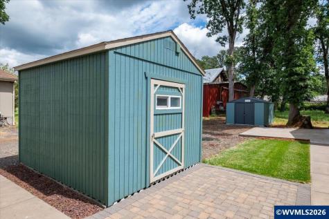 1017 N 2nd Street Jefferson OR 97352