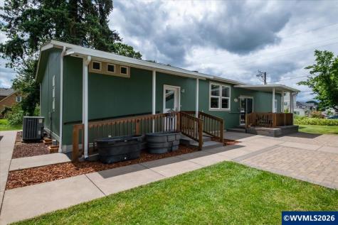 1017 N 2nd Street Jefferson OR 97352