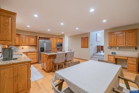 391 Mcnary Heights Drive N Keizer OR 97303