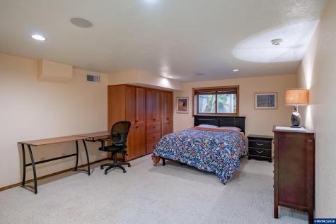 391 Mcnary Heights Drive N Keizer OR 97303