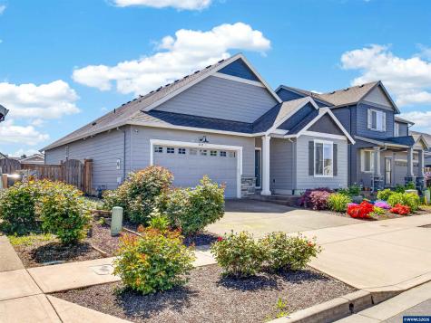 5132 Meteor Avenue NE Salem OR 97305