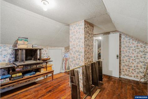 895 Elma Avenue SE Salem OR 97317