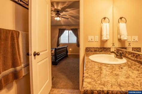 1944 37th Circle Sweet Home OR 97386