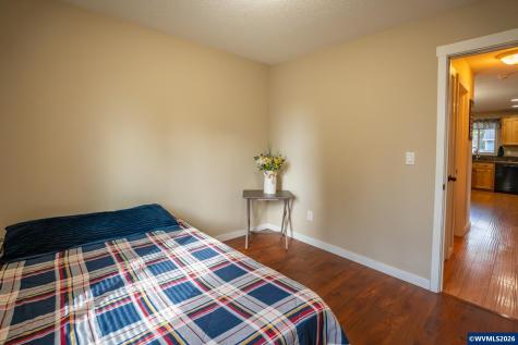 1944 37th Circle Sweet Home OR 97386