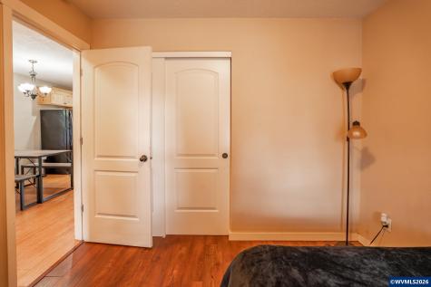 1944 37th Circle Sweet Home OR 97386