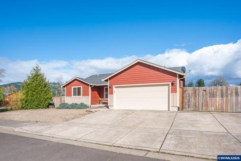 1944 37th Circle Sweet Home OR 97386