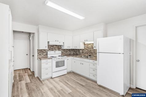 1121 Spruce Street Sweet Home OR 97386