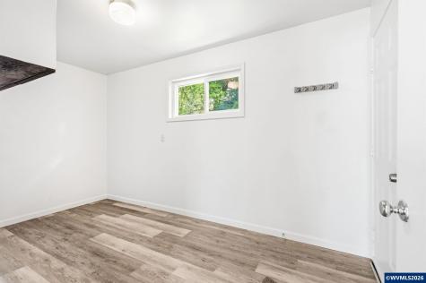 1121 Spruce Street Sweet Home OR 97386