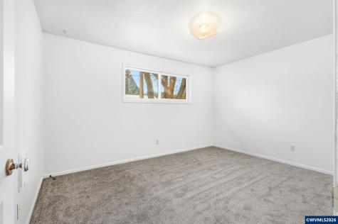 1121 Spruce Street Sweet Home OR 97386