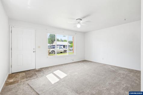 1121 Spruce Street Sweet Home OR 97386