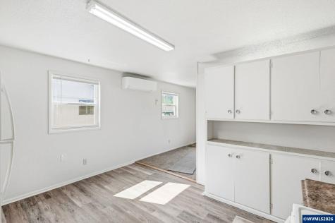 1121 Spruce Street Sweet Home OR 97386