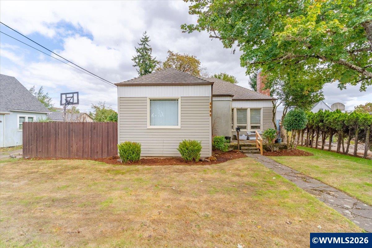 1162 SE Lyle Street Dallas OR 97338