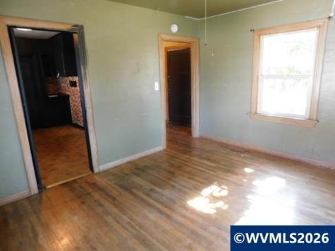 1162 SE Lyle Street Dallas OR 97338