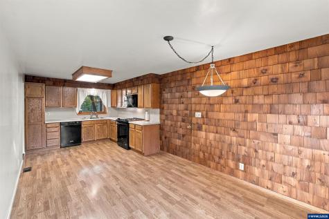 2710 NW Mulkey Avenue Corvallis OR 97330
