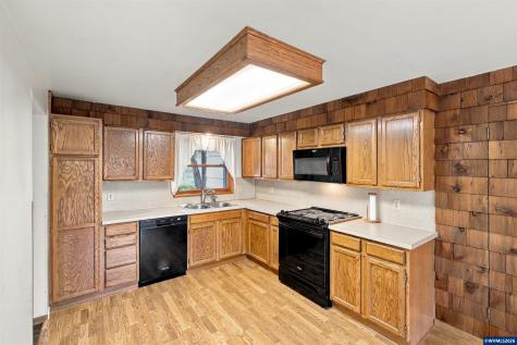 2710 NW Mulkey Avenue Corvallis OR 97330