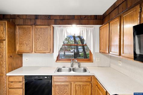 2710 NW Mulkey Avenue Corvallis OR 97330