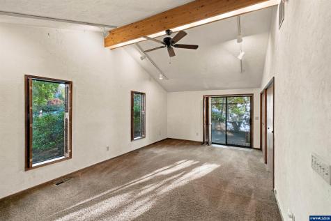 2710 NW Mulkey Avenue Corvallis OR 97330